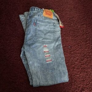 Boys Levi’s skinny Jeans NWT NEVER WORN